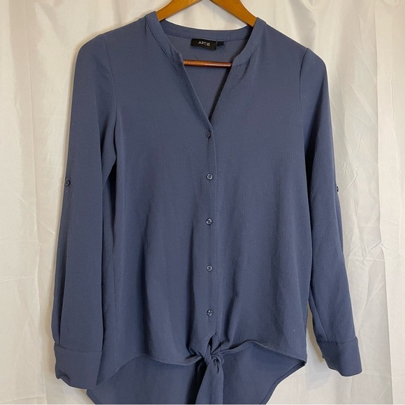 APT 9 Women’s Blue Long Sleeve Button Down Tie Front Size XS - Picture 1 of 12